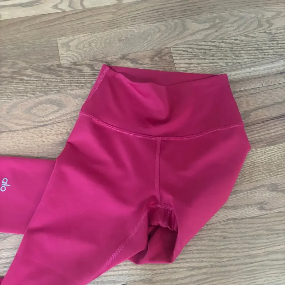 Alo Yoga High-Waist Airbrush Leggings Magenta Pink 25